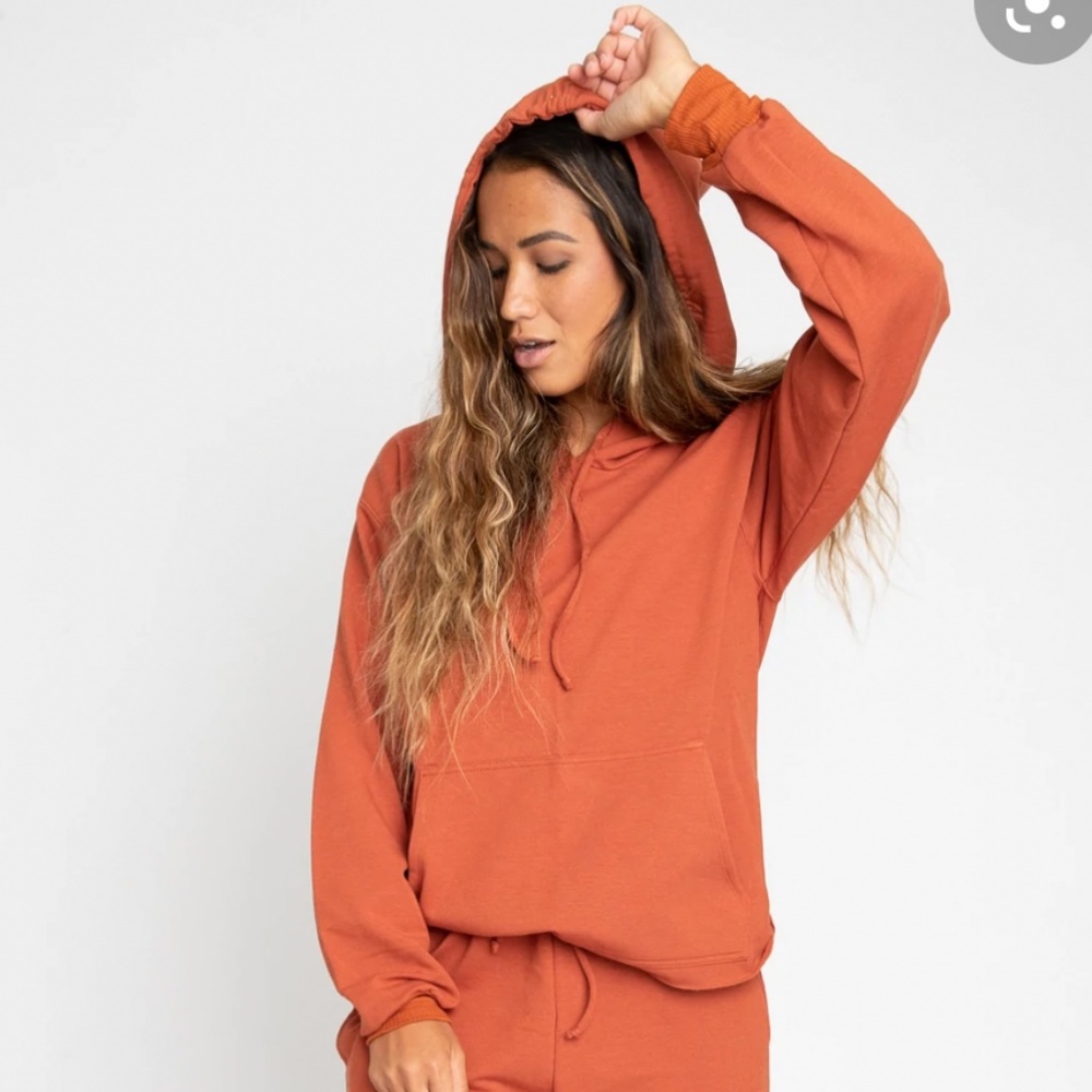 Skatie Official - Cara Cinnamon Hoodie